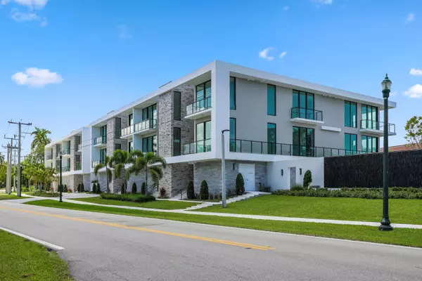 Delray Beach, FL 33483,1177 George Bush BLVD 306