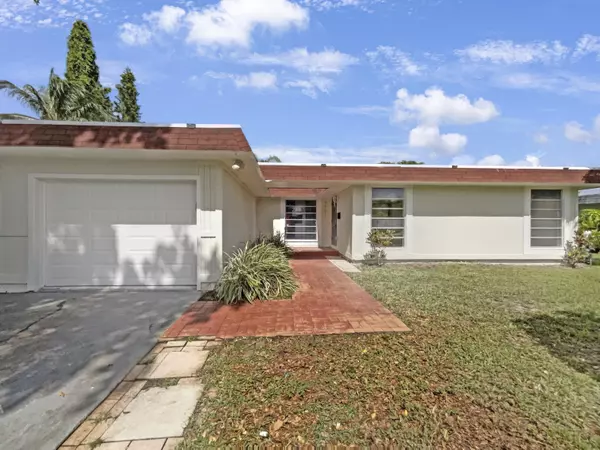 6301 NW 71st AVE, Tamarac, FL 33321