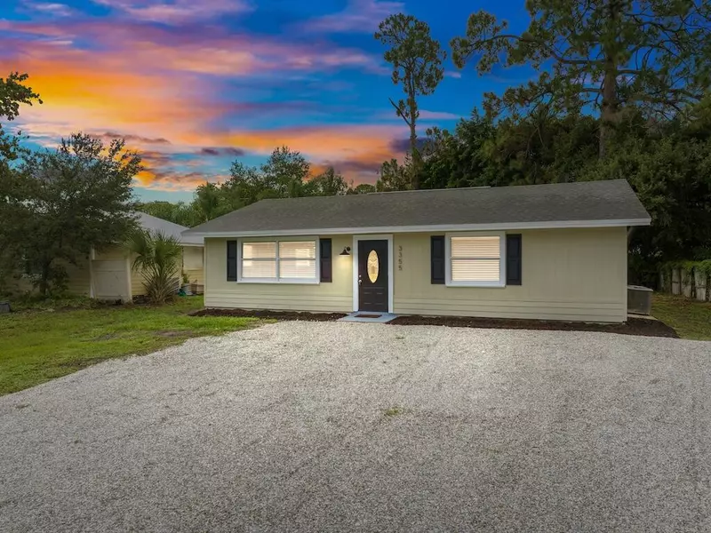 3355 2nd ST, Vero Beach, FL 32968