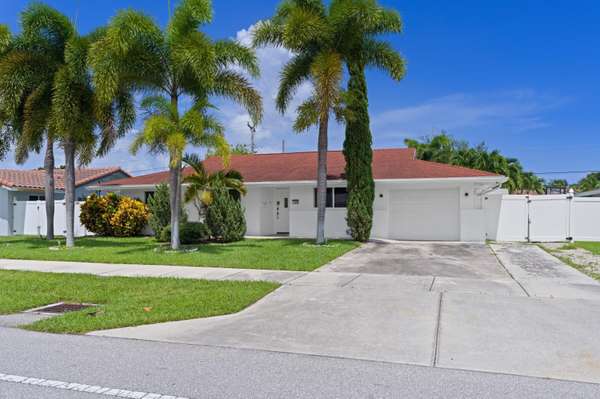 600 NW 12th AVE, Boca Raton, FL 33486