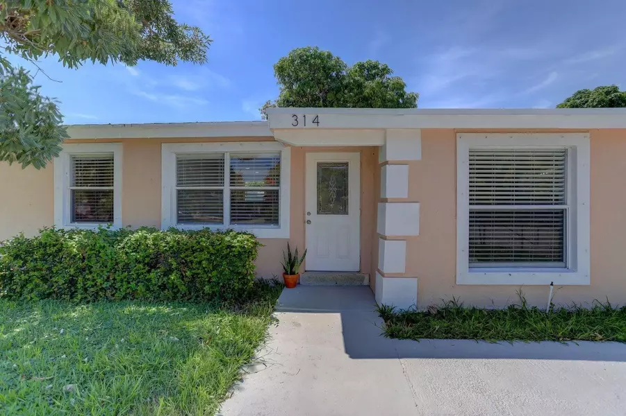 314 NW 12th AVE, Delray Beach, FL 33444