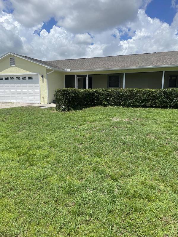 412 SW Aileen ST, Port Saint Lucie, FL 34983