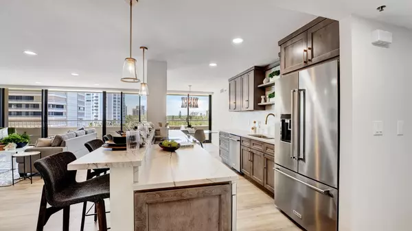 5280 N Ocean DR 3f Riviera Beach, FL 33404