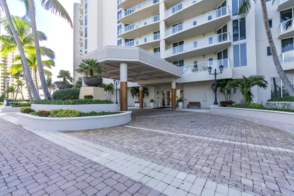 2700 N Ocean DR 306b, Singer Island, FL 33404