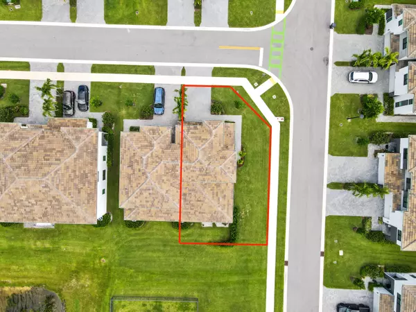 Lake Worth, FL 33467,8781 Corvus DR