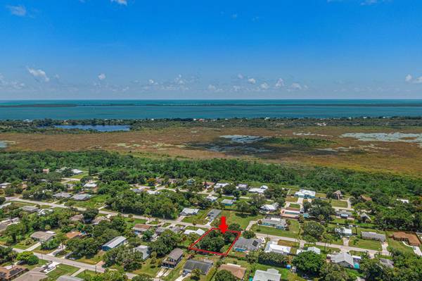 Fort Pierce, FL 34982,5207 Hickory DR