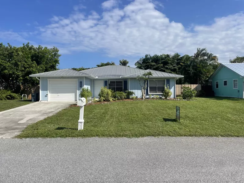 928 NE Maranta Terrado, Jensen Beach, FL 34957