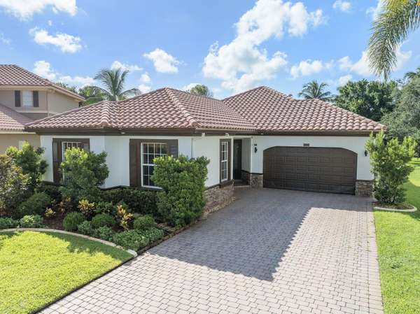 Boynton Beach, FL 33472,9869 Cobblestone Creek DR