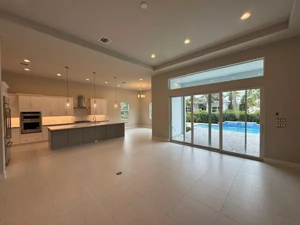 Palm Beach Gardens, FL 33412,9953 Seagrass WAY