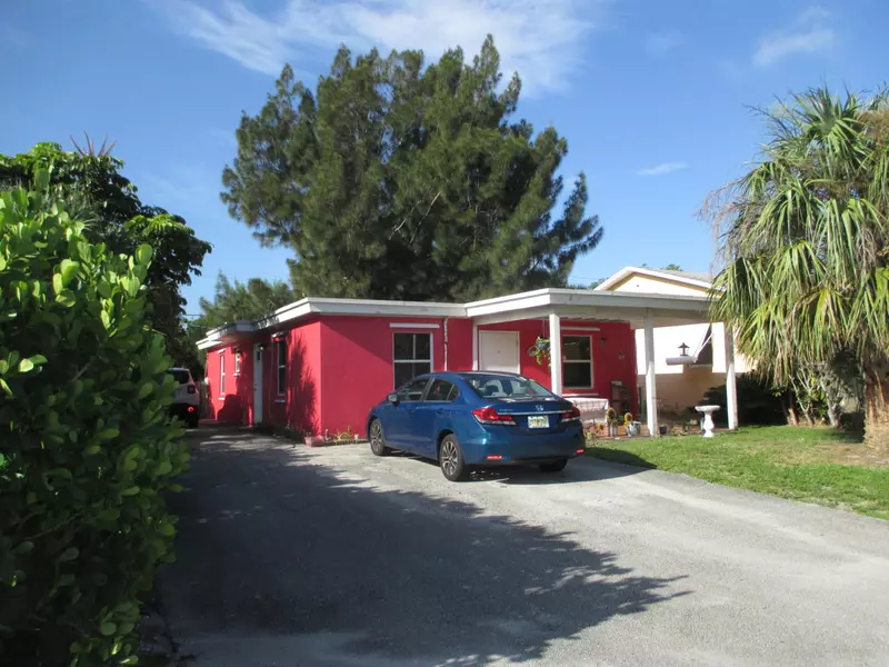 626 Minnesota ST A&B, Lantana, FL 33462