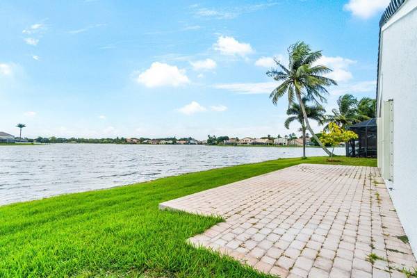 Lake Worth, FL 33467,7114 Michigan Isle RD