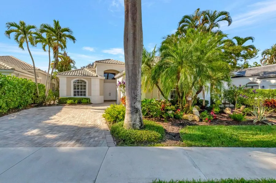 16173 Villa Vizcaya PL, Delray Beach, FL 33446