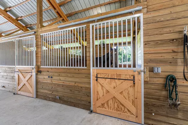 Loxahatchee, FL 33470,1835 Stallion DR Stalls