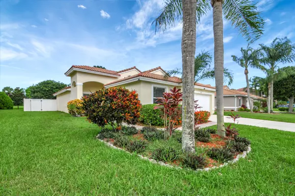 Lake Worth, FL 33463,6734 Lake Nona PL