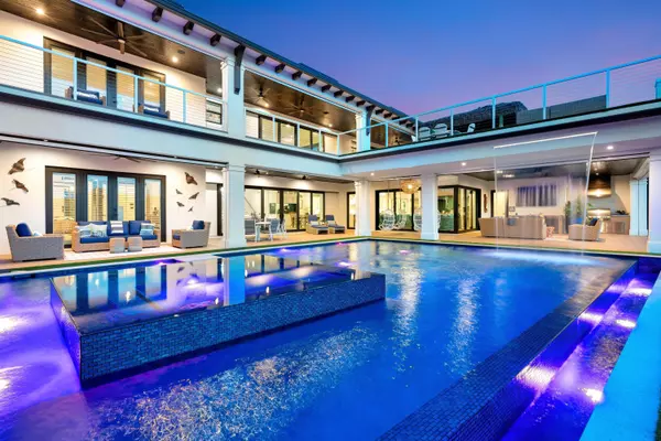 Jupiter Inlet Colony, FL 33469,103 Lighthouse DR