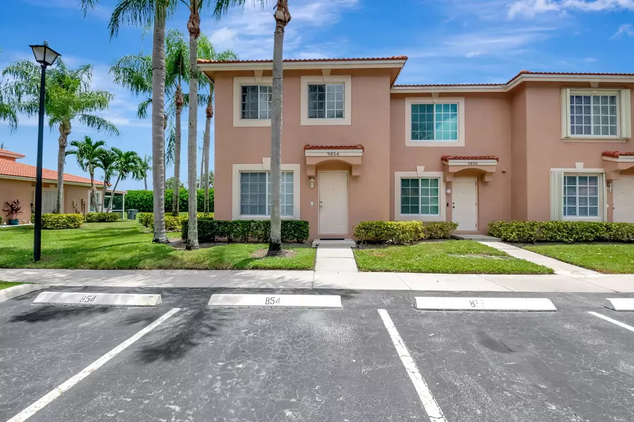 9854 Kamena CIR, Boynton Beach, FL 33436