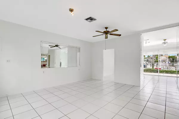 Palm Beach Gardens, FL 33408,2034 Melody LN