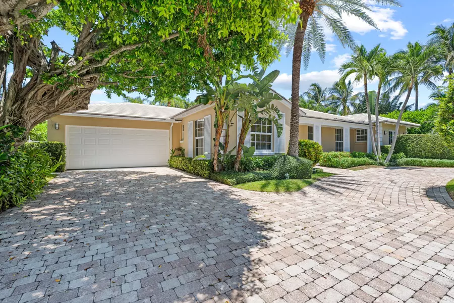 217 Via Linda, Palm Beach, FL 33480