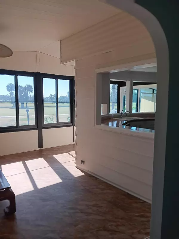 Hobe Sound, FL 33455,8004 SE Saratoga DR