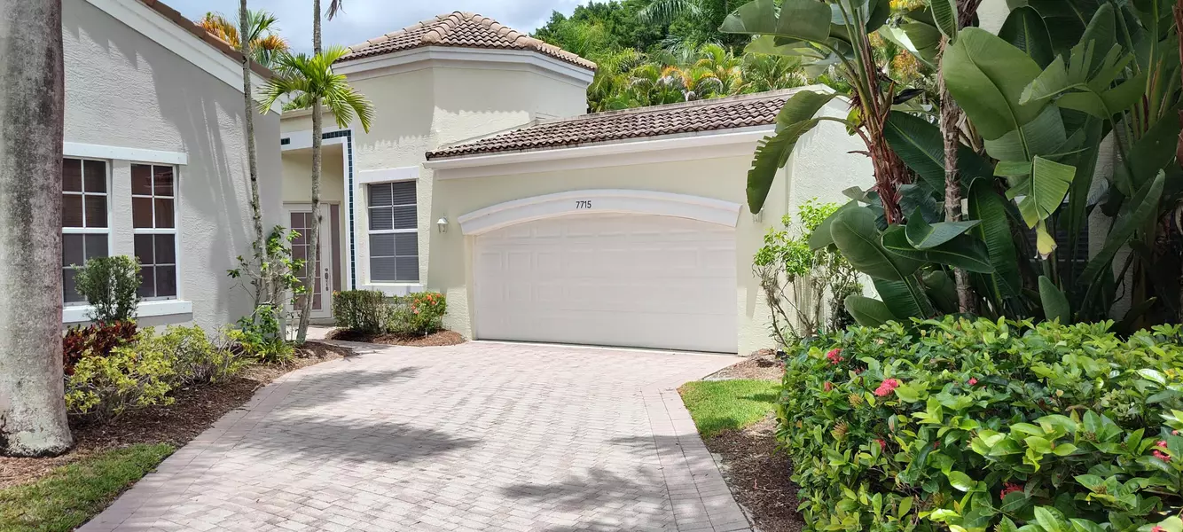 7715 Azalea CT, West Palm Beach, FL 33412