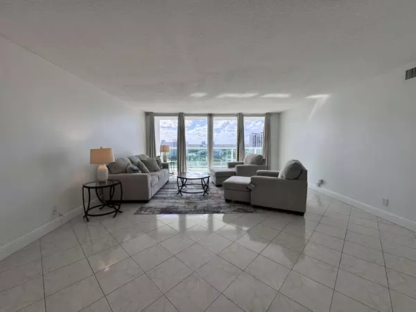 Sunny Isles Beach, FL 33160,100 Bayview Drive 1504