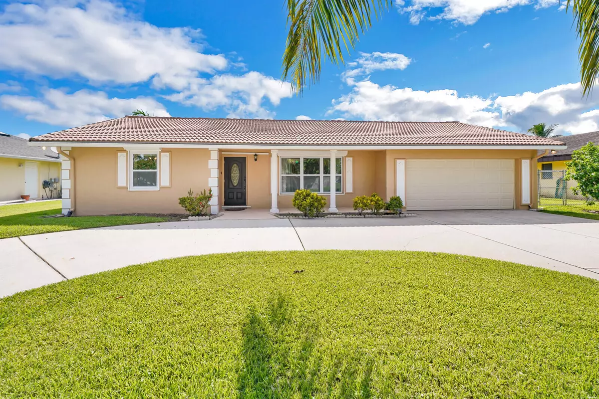 Royal Palm Beach, FL 33411,170 Meadowlark DR