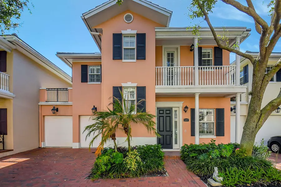 1051 E W Heritage Club CIR, Delray Beach, FL 33483