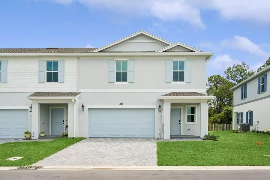 Port Saint Lucie, FL 34983,827 NE Trailside Run 1201