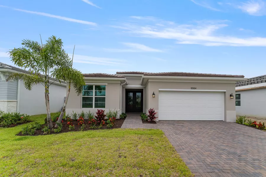 10184 SW Carnelian ST, Port Saint Lucie, FL 34987