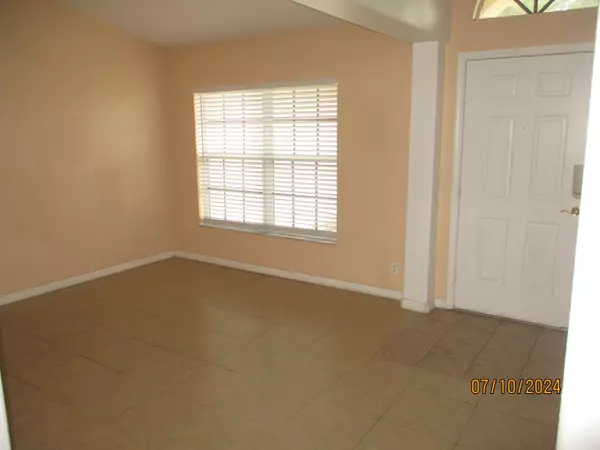 Port Saint Lucie, FL 34953,2092 SW Pruitt ST