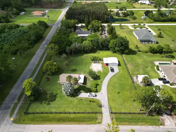 18467 N 90th ST, The Acreage, FL 33470