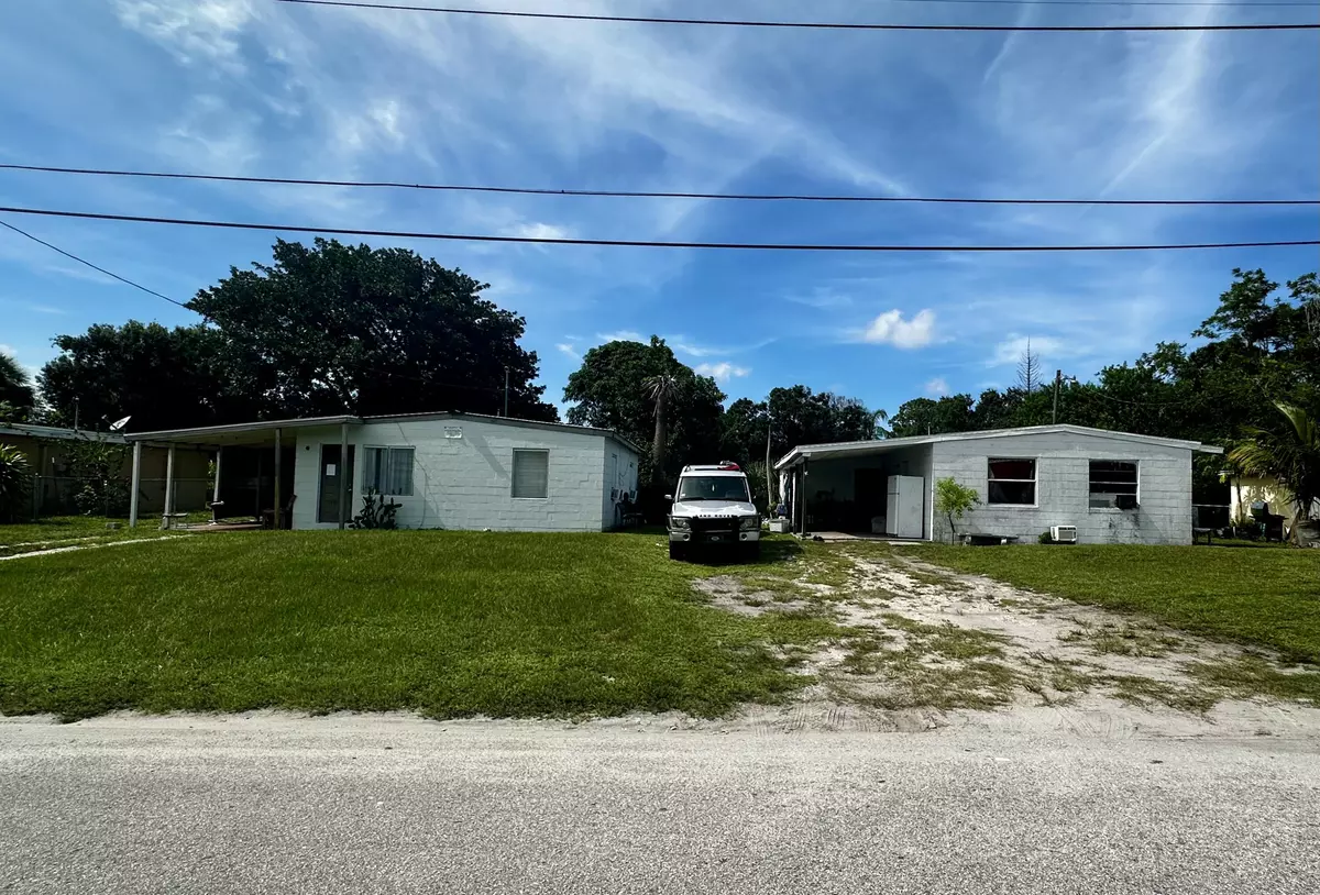 Fort Pierce, FL 34947,2906 Carver ST