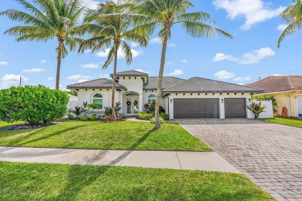 596 N Cypress DR, Tequesta, FL 33469