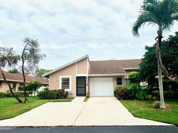 Boca Raton, FL 33496,8219 Summerbreeze LN