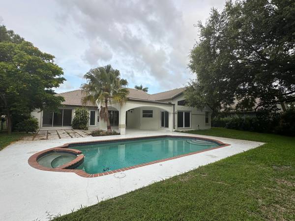 Boca Raton, FL 33486,1001 N Parkside CIR