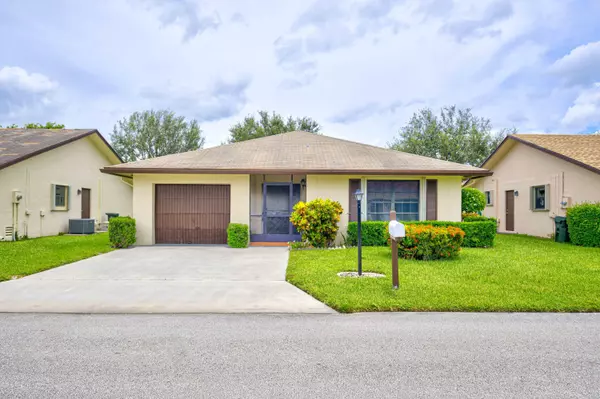 Greenacres, FL 33463,6313 Tall Cypress CIR