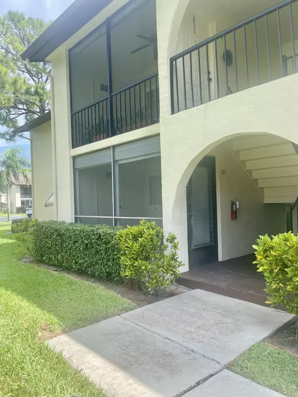 Greenacres, FL 33463,3589 La Aires CT C-1