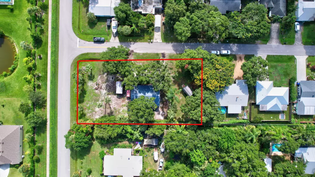 2315 SW 28th AVE, Vero Beach, FL 32968