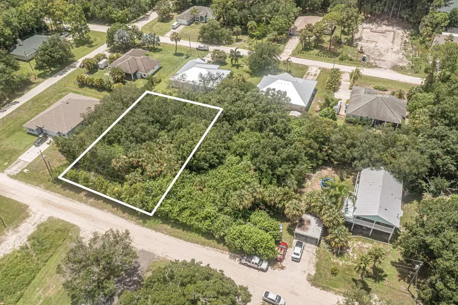 8825 93rd AVE, Vero Beach, FL 32967