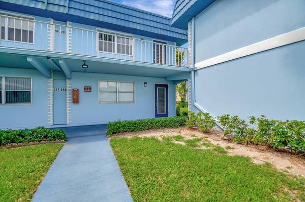 Delray Beach, FL 33446,258 Brittany F