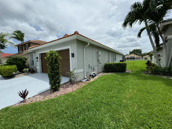 Lake Worth, FL 33463,6387 Grand Cypress CIR