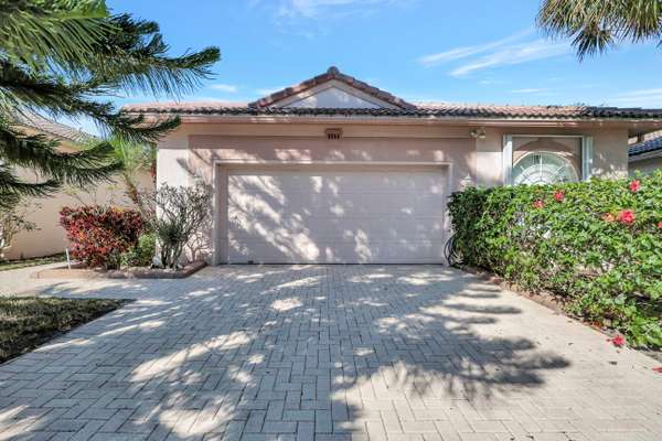 9064 Bay Point CIR, West Palm Beach, FL 33411