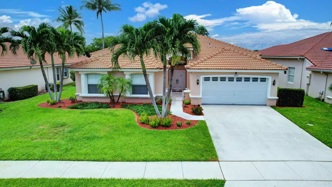 5874 Las Colinas CIR, Lake Worth, FL 33463