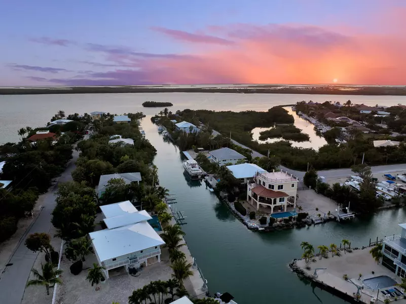 622 Sawyer DR, Cudjoe Key, FL 33042