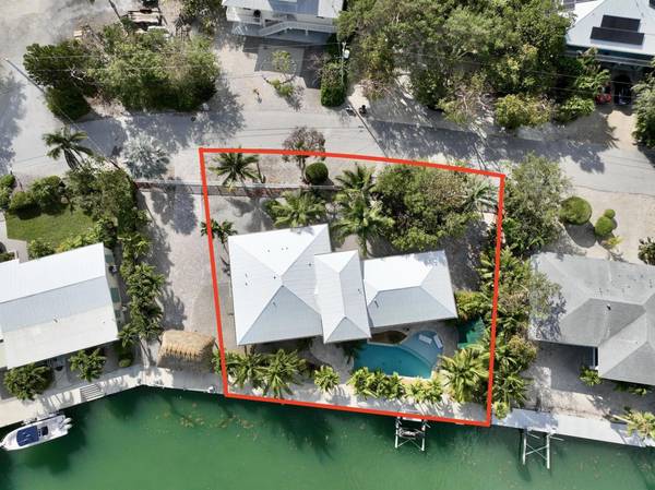 Cudjoe Key, FL 33042,622 Sawyer DR