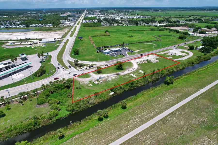 50 Us Highway 441, Okeechobee, FL 34974