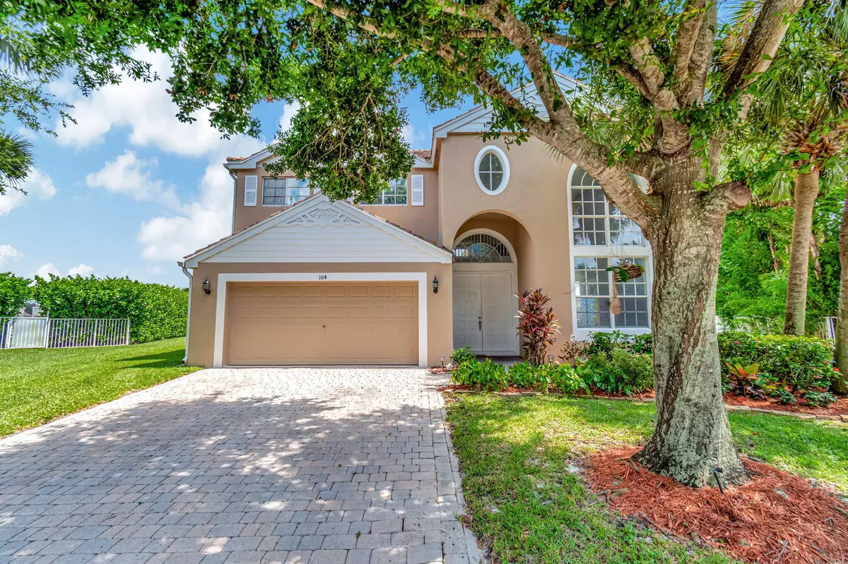 Royal Palm Beach, FL 33414,104 Devonshire CIR