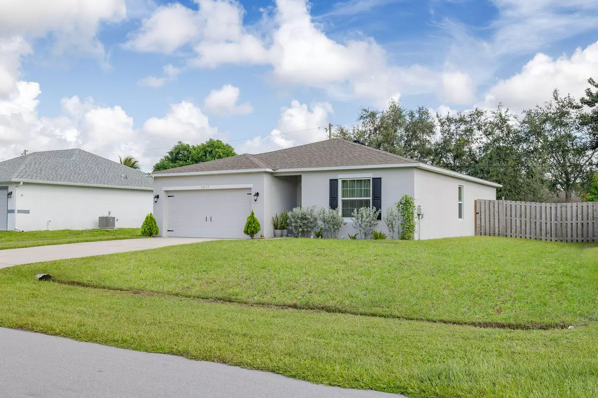 Port Saint Lucie, FL 34953,1817 SW Effland AVE