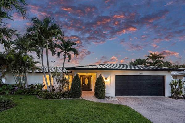 7001 NE 7th AVE, Boca Raton, FL 33487