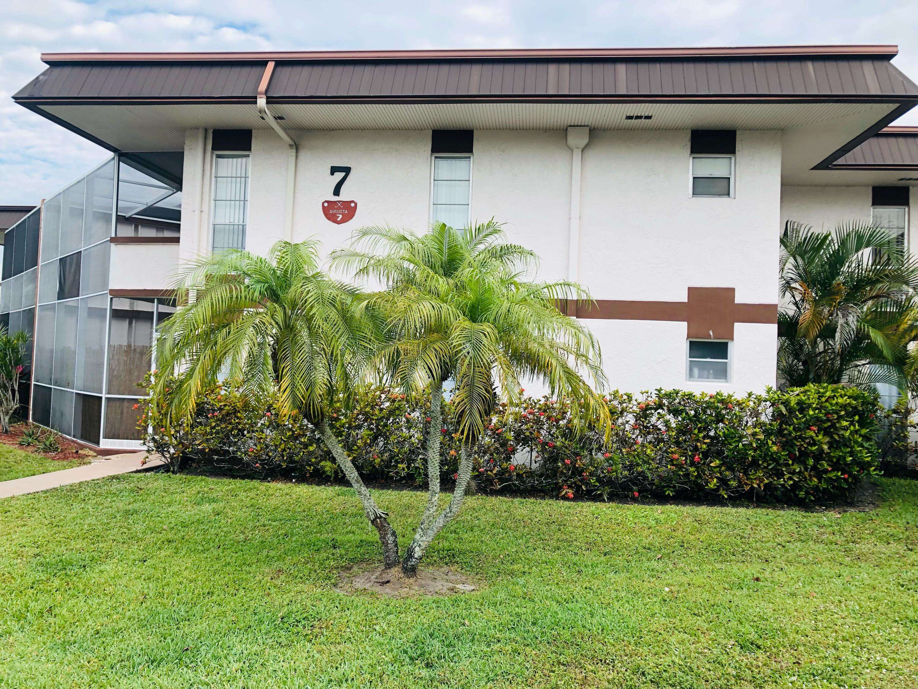 7 N Greenway Village DR 206, Royal Palm Beach, FL 33411